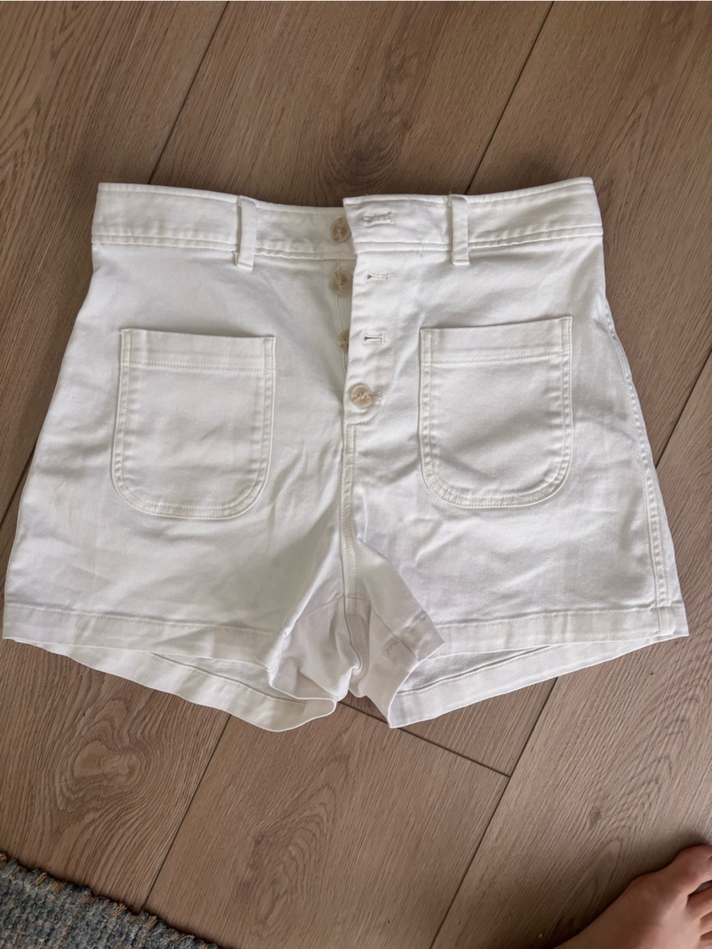 Gap Shorts